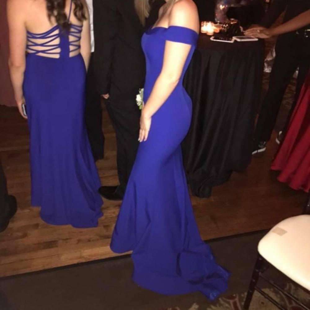 PROM DRESS